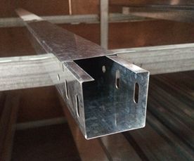 電纜橋架能起到什么作用(圖1) 鍍鋅線槽